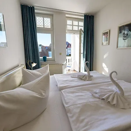 Strandidyll In - Wg 11 Mit Meerblick Und Zwei Balkonen Binz