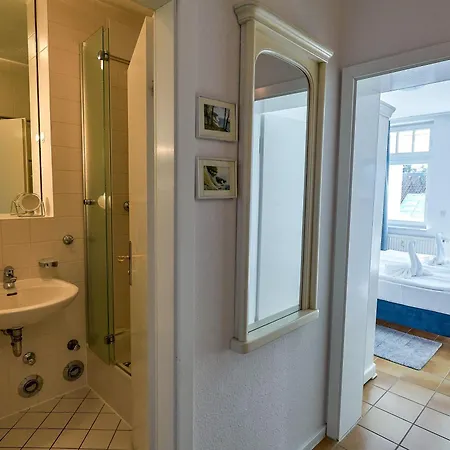 Strandidyll In - Wg 11 Mit Meerblick Und Zwei Balkonen Appartement