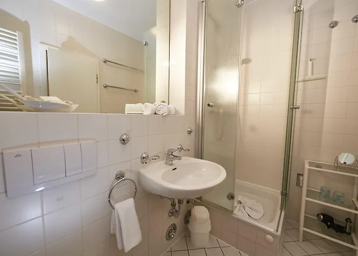 Strandidyll In - Wg 11 Mit Meerblick Und Zwei Balkonen * 빈츠